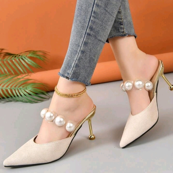 New Fashion Golden Pearl Decorated Elegant High Heels Party Shoes For Women - Picture 2 of 8